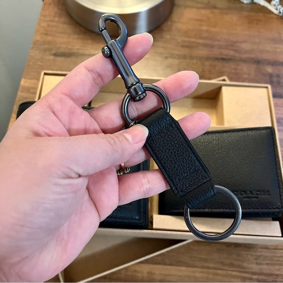 NEW Coach 3-1 Wallet-Key Fob Gift Set - Picture 5 of 7
